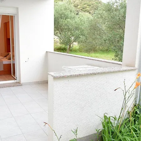 Palit Ap Family & Pet Friendly In Rab Apartment *